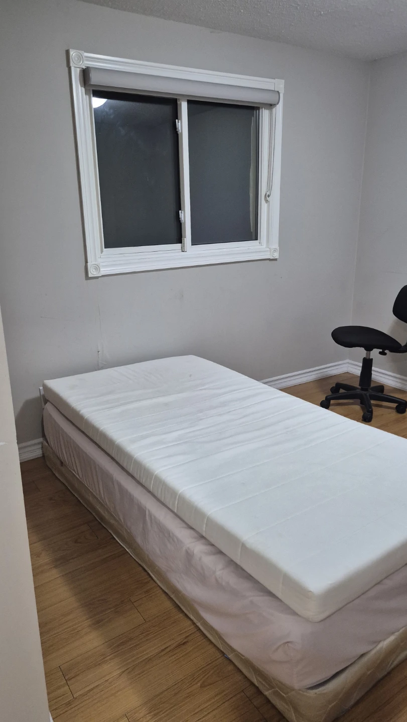 Room on rent