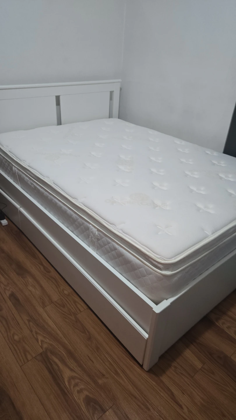 Double size Medium Organic Cotton Mattress (Like New)