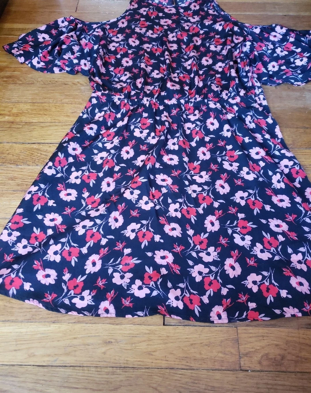 Express Floral Cold Shoulder Dress - photo 4