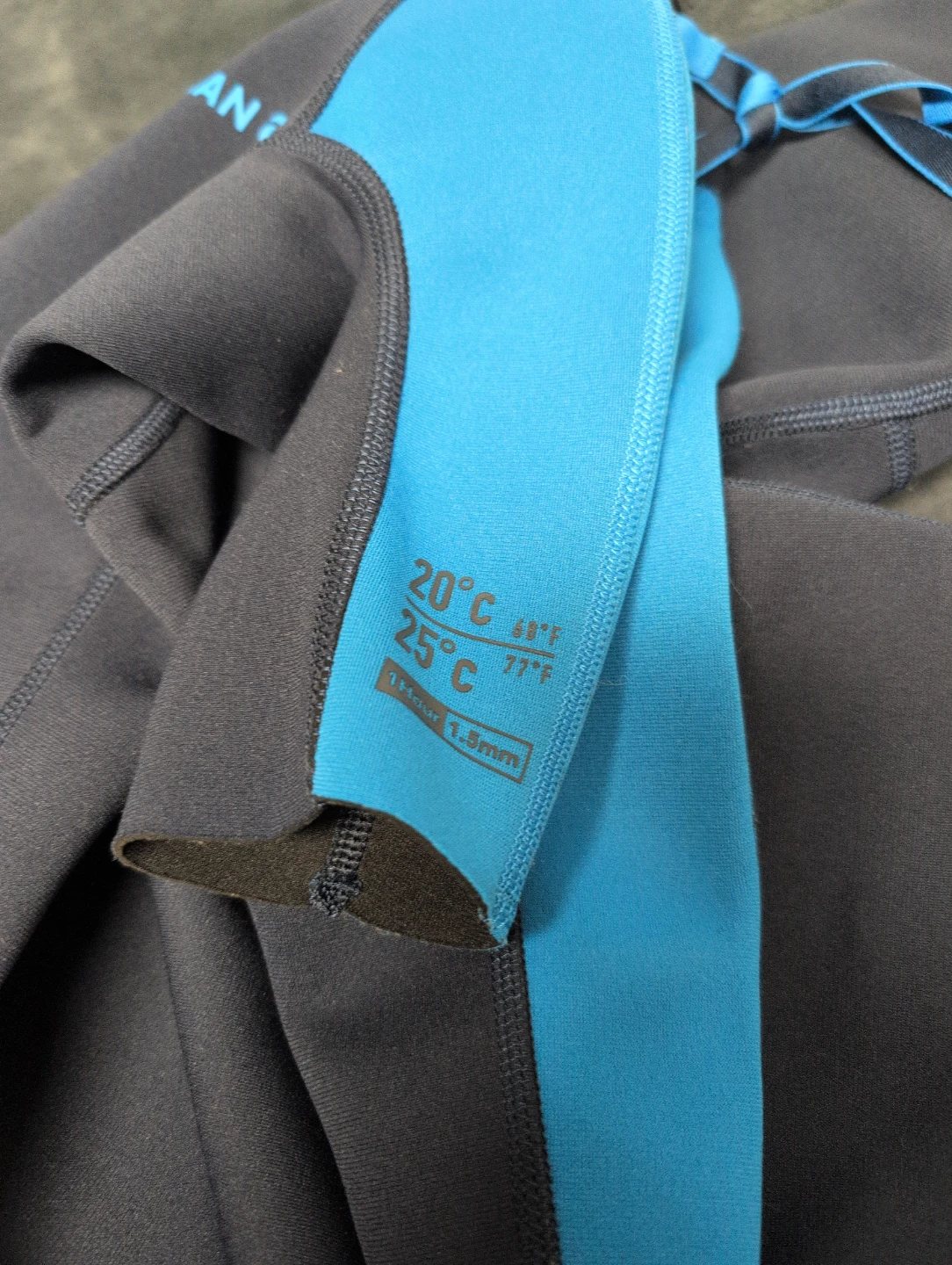 Olaian Kids Wetsuit - Size Kids Age 12 - photo 3