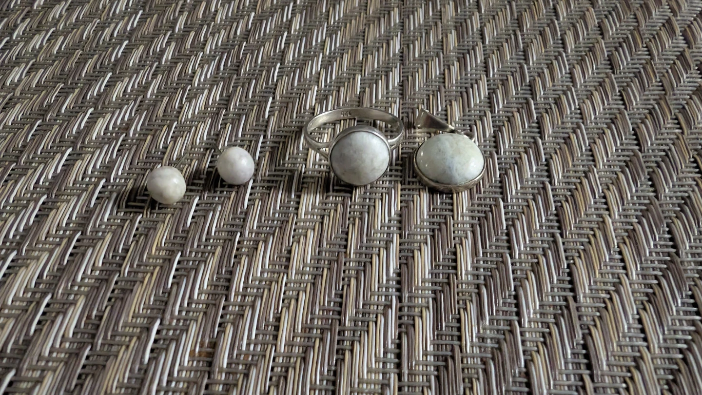 Beautiful Jade Jewelry Set from Guatemala