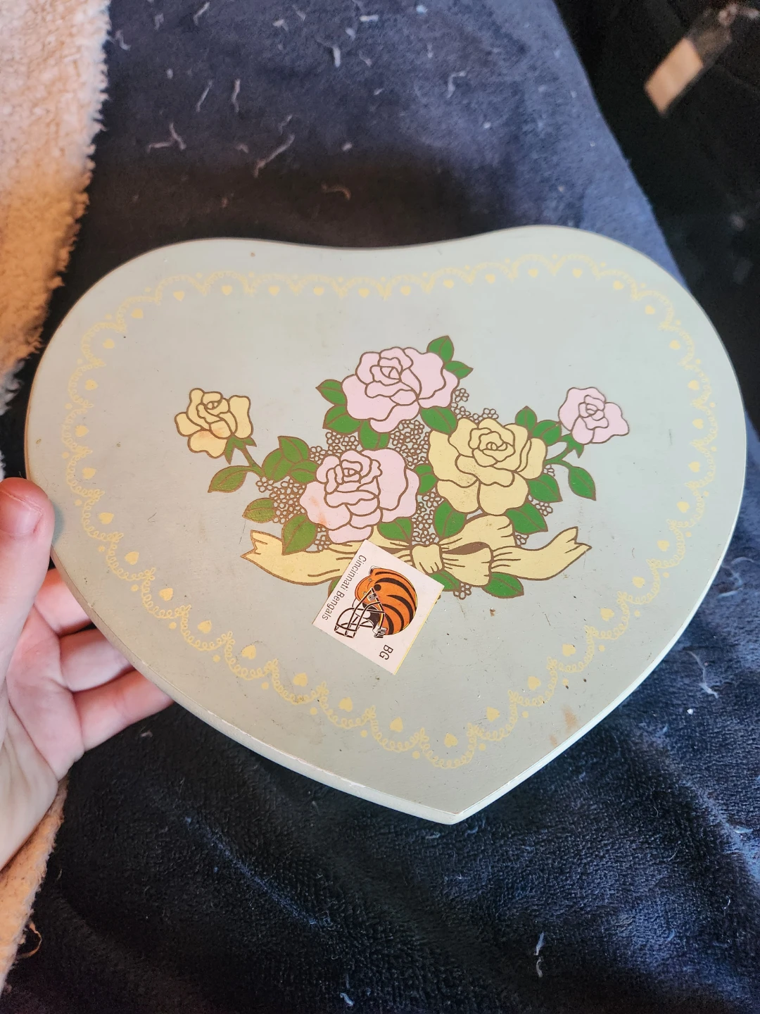 Vintage Heart-Shaped Music Jewelry Box