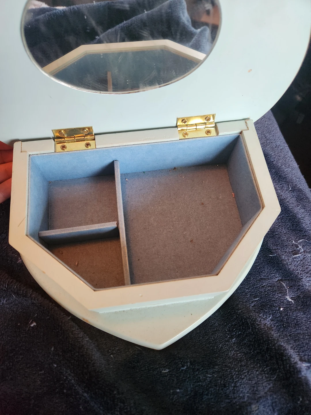 Vintage Heart-Shaped Music Jewelry Box - photo 2