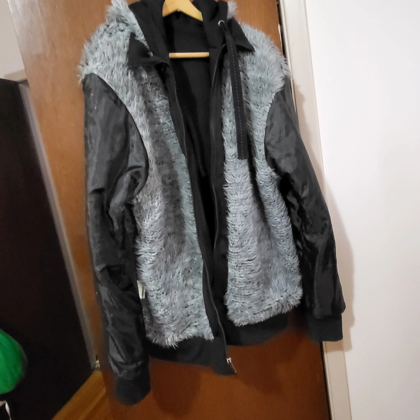 Royalty London Black Zip-Up Hoodie - photo 5