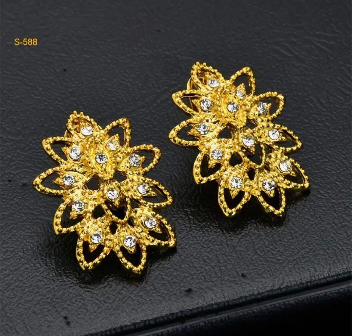 Gold-tone Jewellery Set with Rhinestones - photo 3