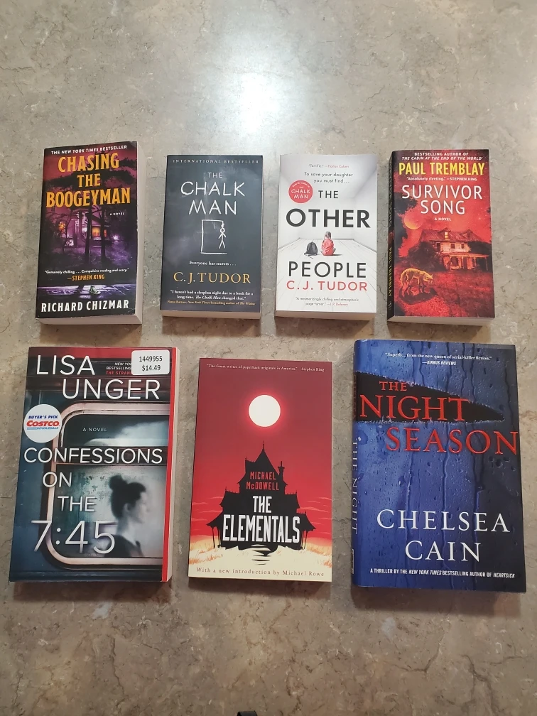 Assorted Thriller/Horror Books 🥕 - photo 2