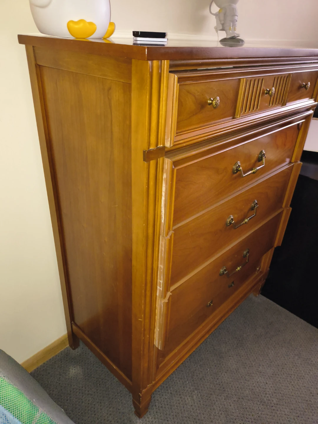 Wooden 4-Drawer Dresser - photo 3