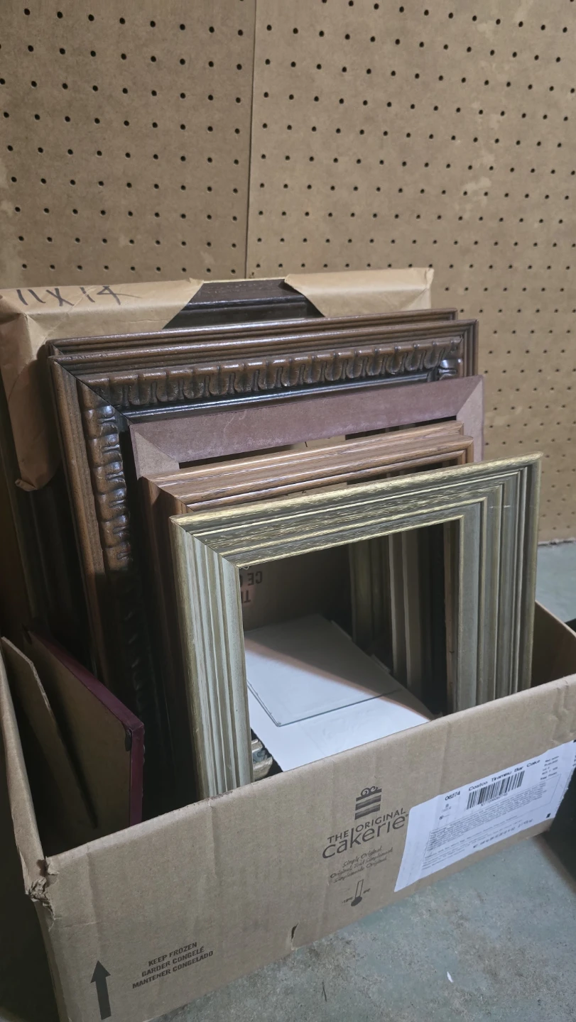 Assorted Art Frames Box