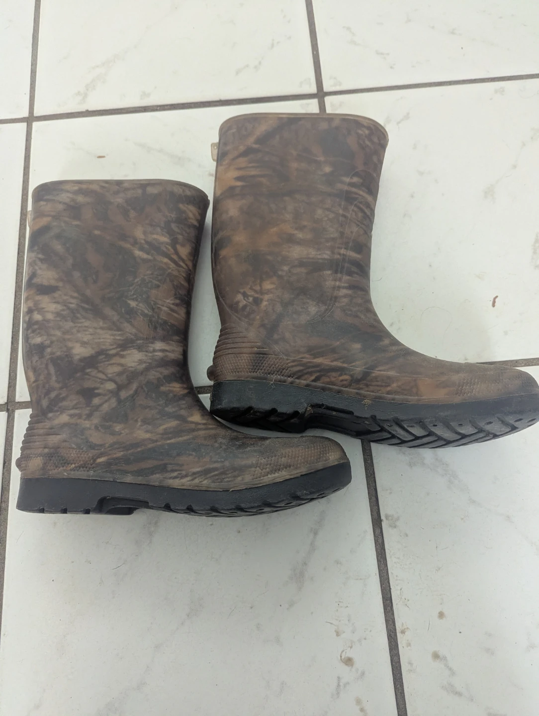Kamik Waterproof Winter Boots and kids rain boots - photo 4