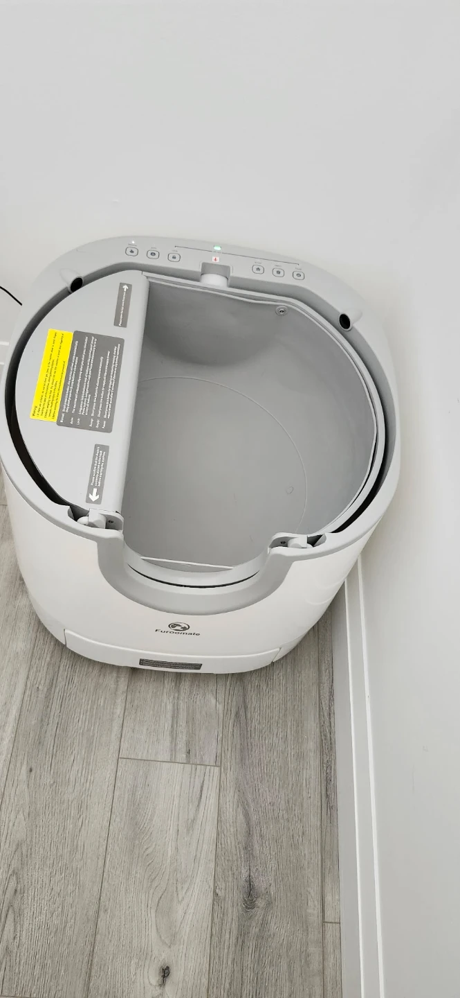 Furooamate Automatic Pet Litter Box BRAND NEW