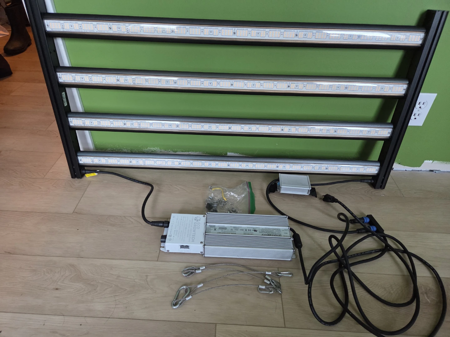 ECG Growtech Commercial Horticulture LED Grow Light Bar - photo 2