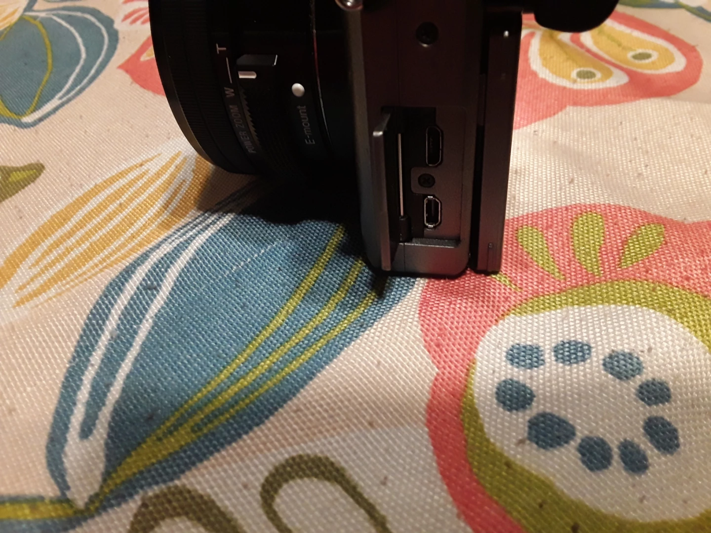 Sony Alpha a6000 Mirrorless Digital Camera - photo 2