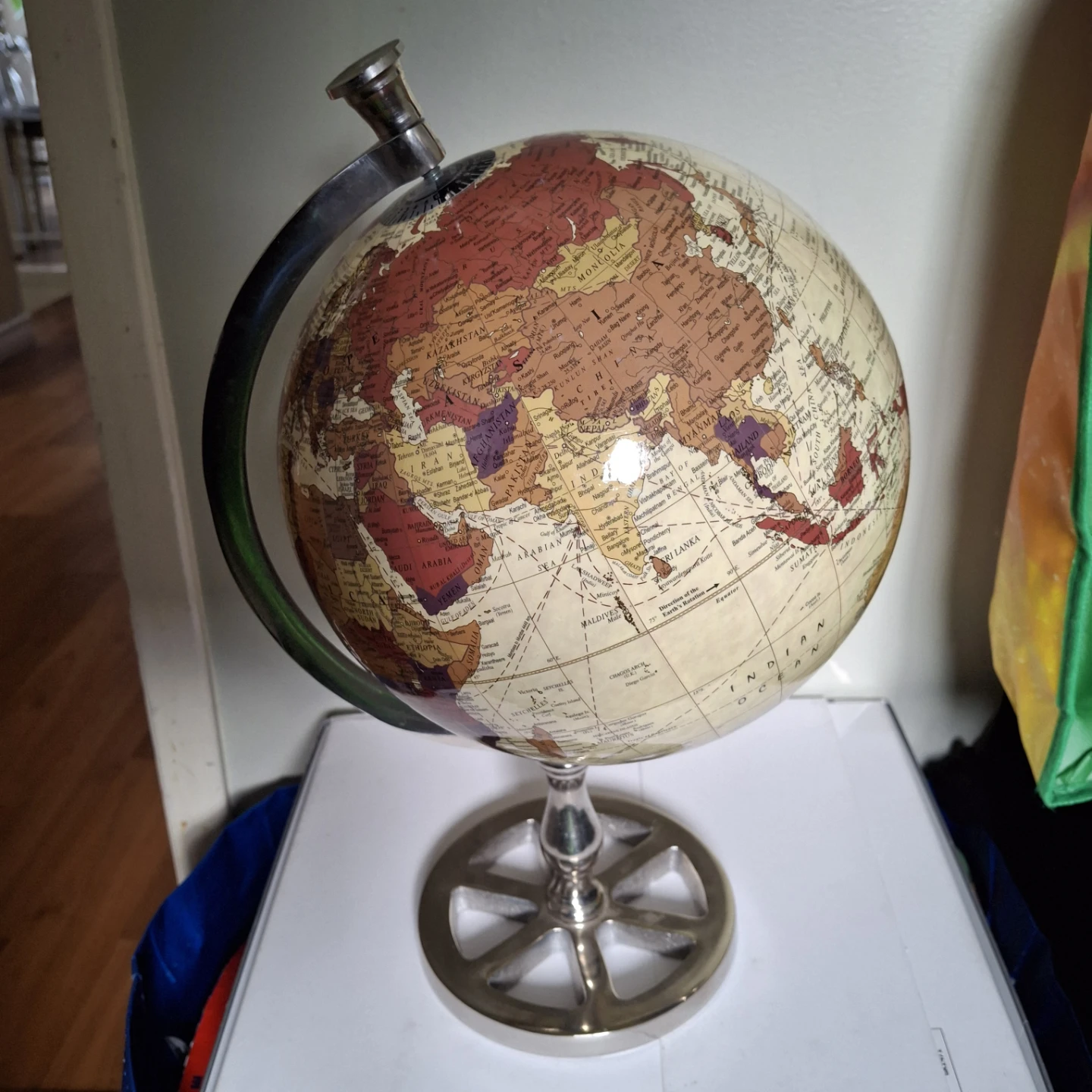 Decorative Desk Globe - photo 2
