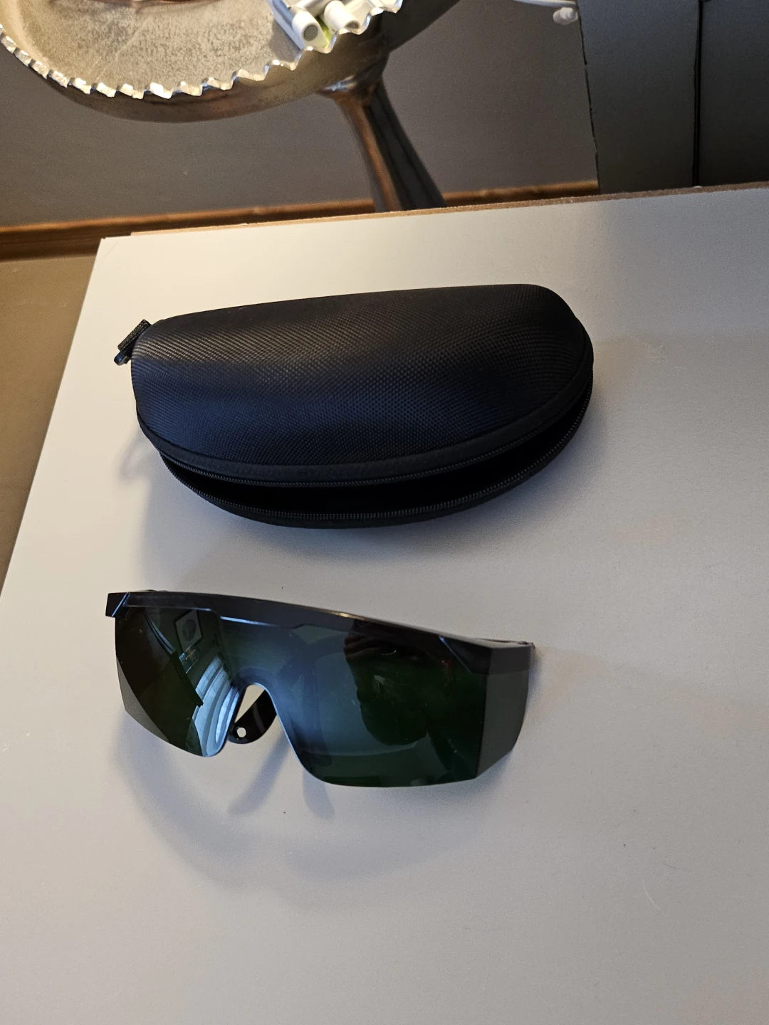 Laser Safety Glasses with Case