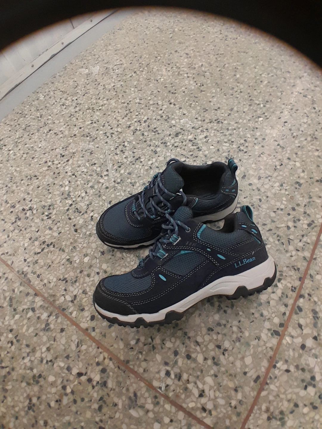 L.L.Bean Trail Model Shoes Women's Size 7 - photo 2