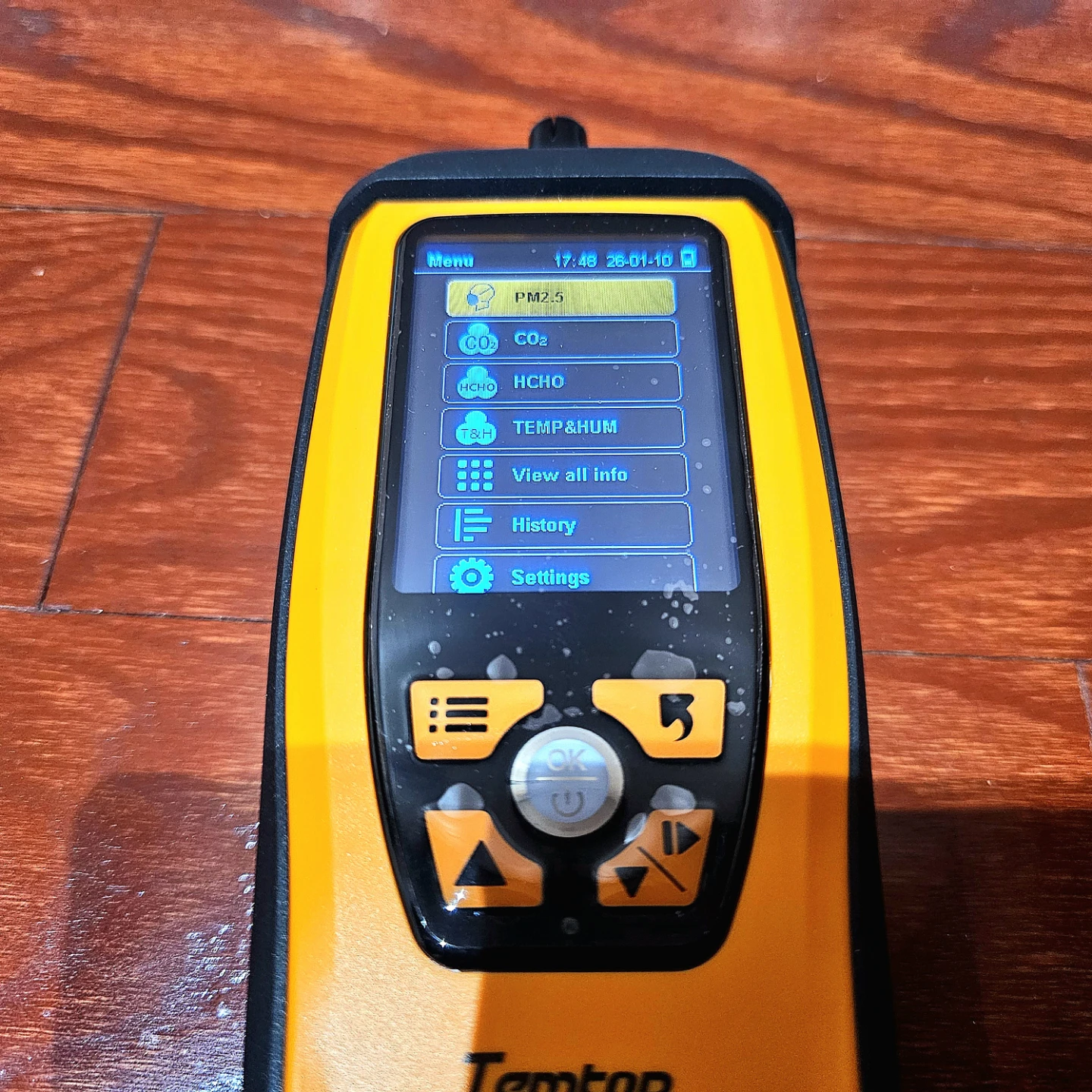 Temptop Indoor Air Quality Monitor M2000 - photo 3