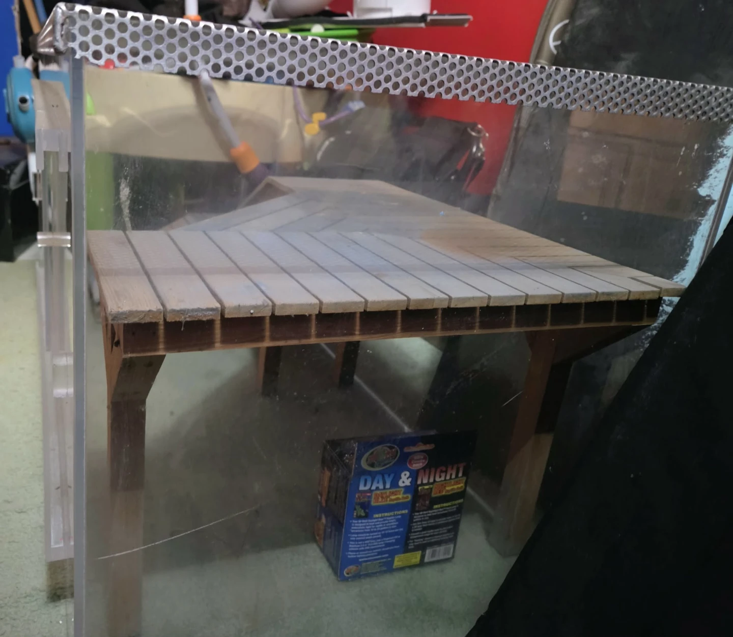 Terrarium with Wooden Ramps and Platforms - photo 3