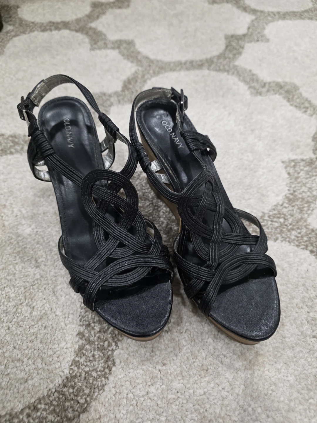 Old Navy Black Wedge Sandals