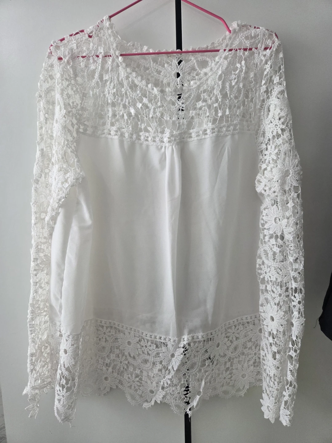 Black or white Lace Trim Blouse - photo 3