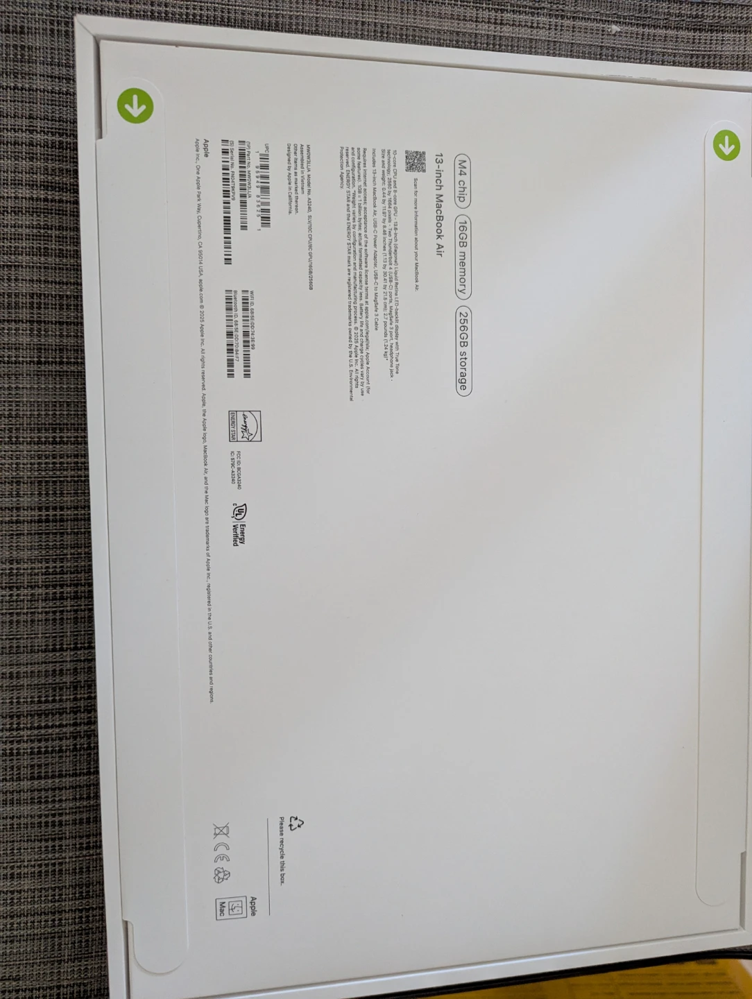 New Apple MacBook Air 13-inch M4 Chip 16GB 256GB - photo 3