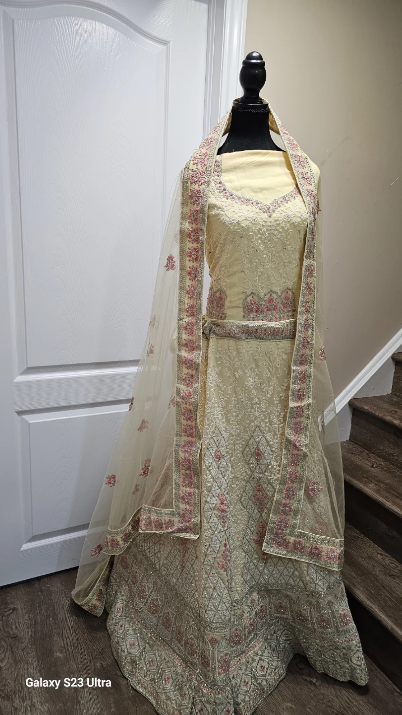 Elegant Lehenga Choli Set - Perfect for Special Occasions! - photo 3