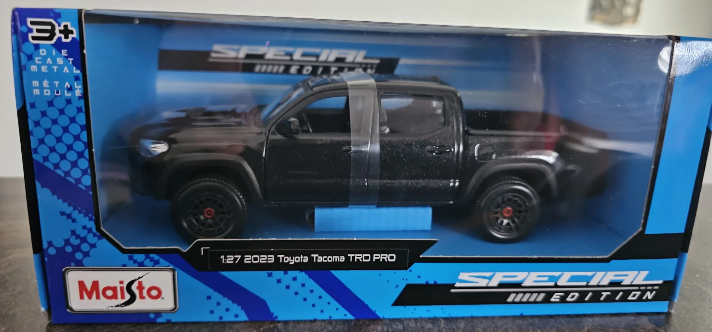 Maisto 2023 Toyota Tacoma TRD PRO Diecast Model - New