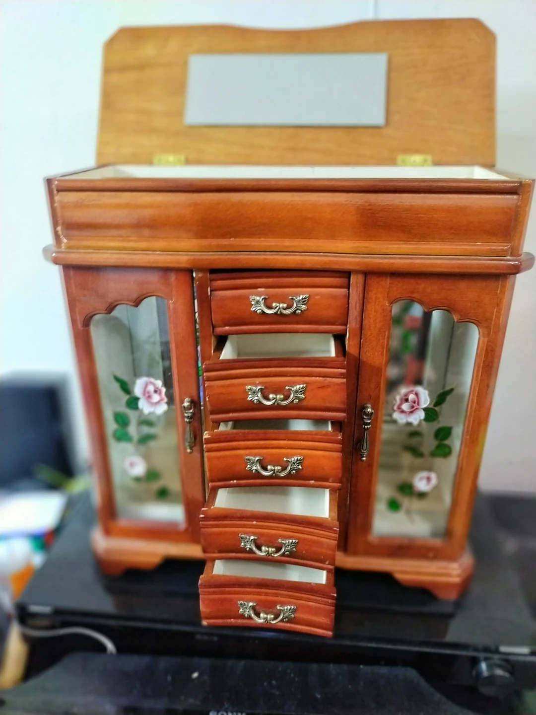 Wooden Jewelry Box itched glass Floral Design - photo 2
