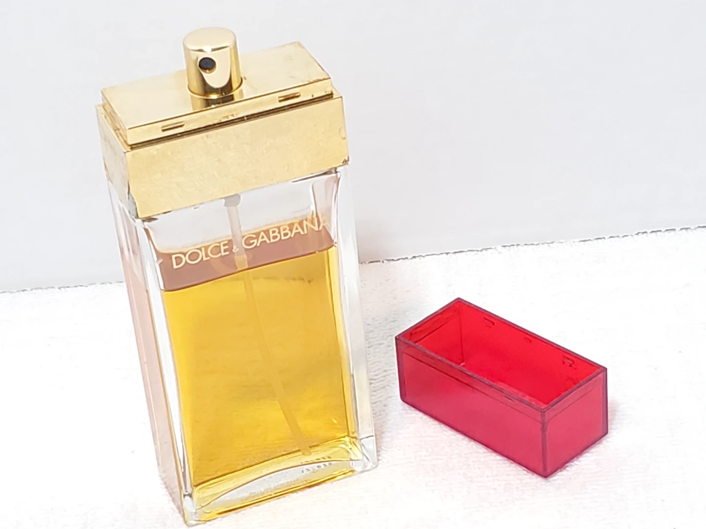 Vintage Dolce Gabbana Classic Red Women's Eau De Toilette Spray - photo 5
