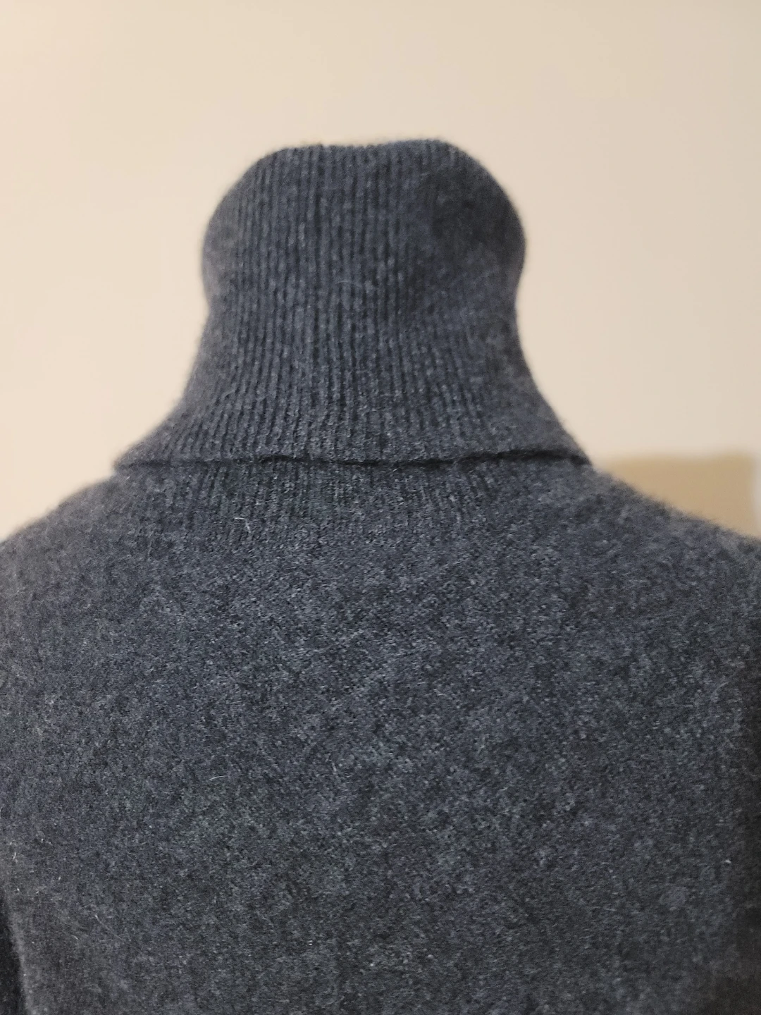 360 Cashmere Luxury Charcoal Sweater Sz M 100% Cashmere - photo 5