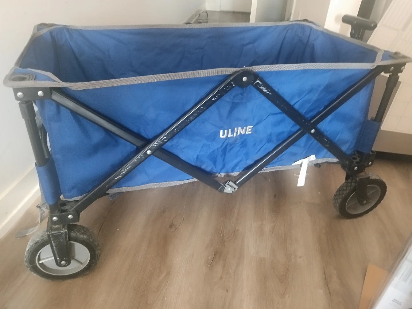 ULINE Heavy-Duty Utility Wagon - photo 2