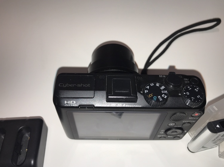 Sony Cybershot DSC-HX50V Digital Camera - photo 4