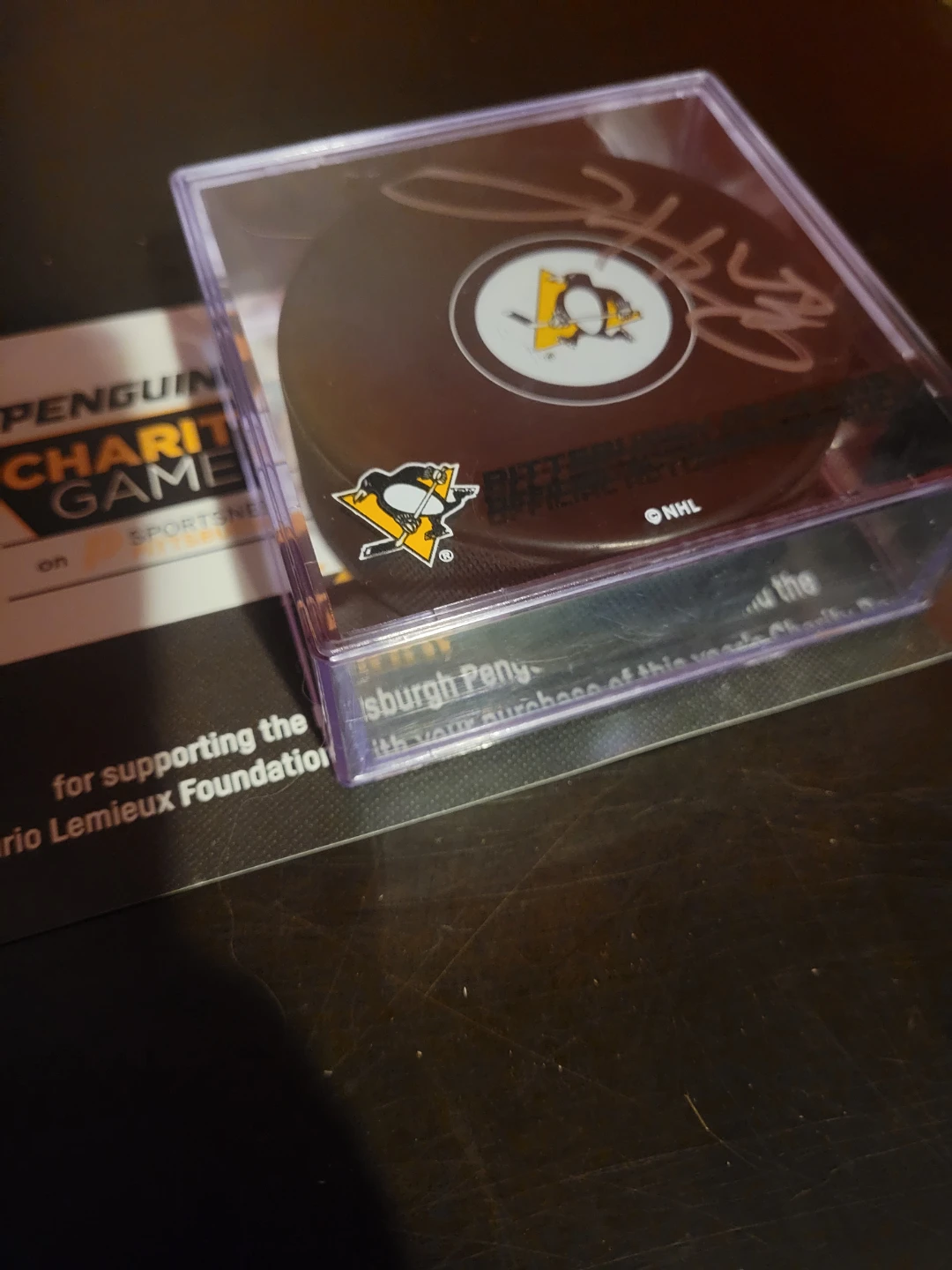 Autographed Pittsburgh Penguins Hockey Puck - Jansen Harkins - photo 4