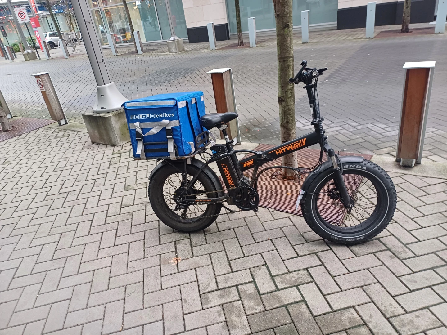 HITWAY Folding Fat Tire Electric Bike with Blue Delivery Box