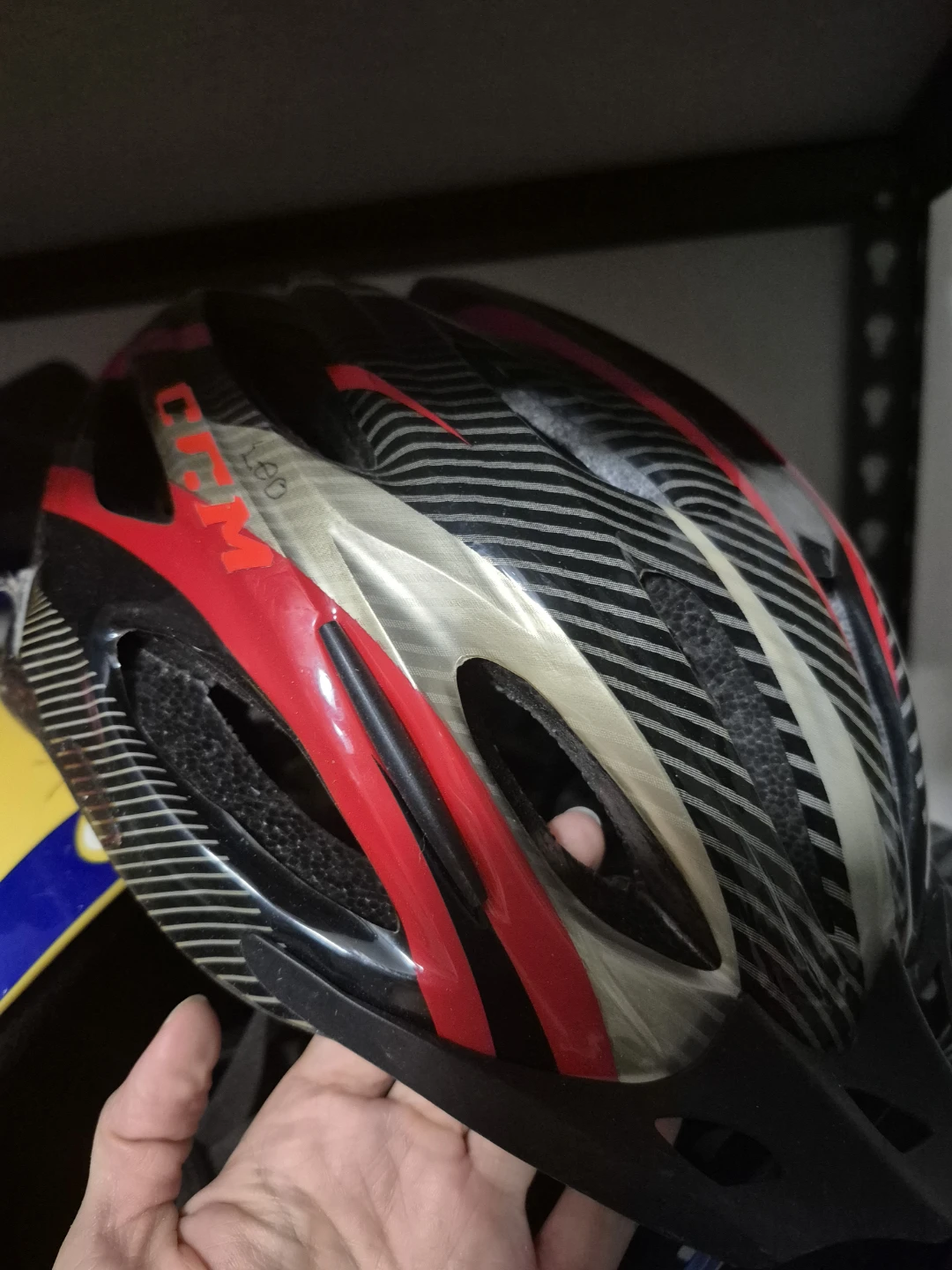 Bike Helmets: Giro, DEM, Bell - photo 3