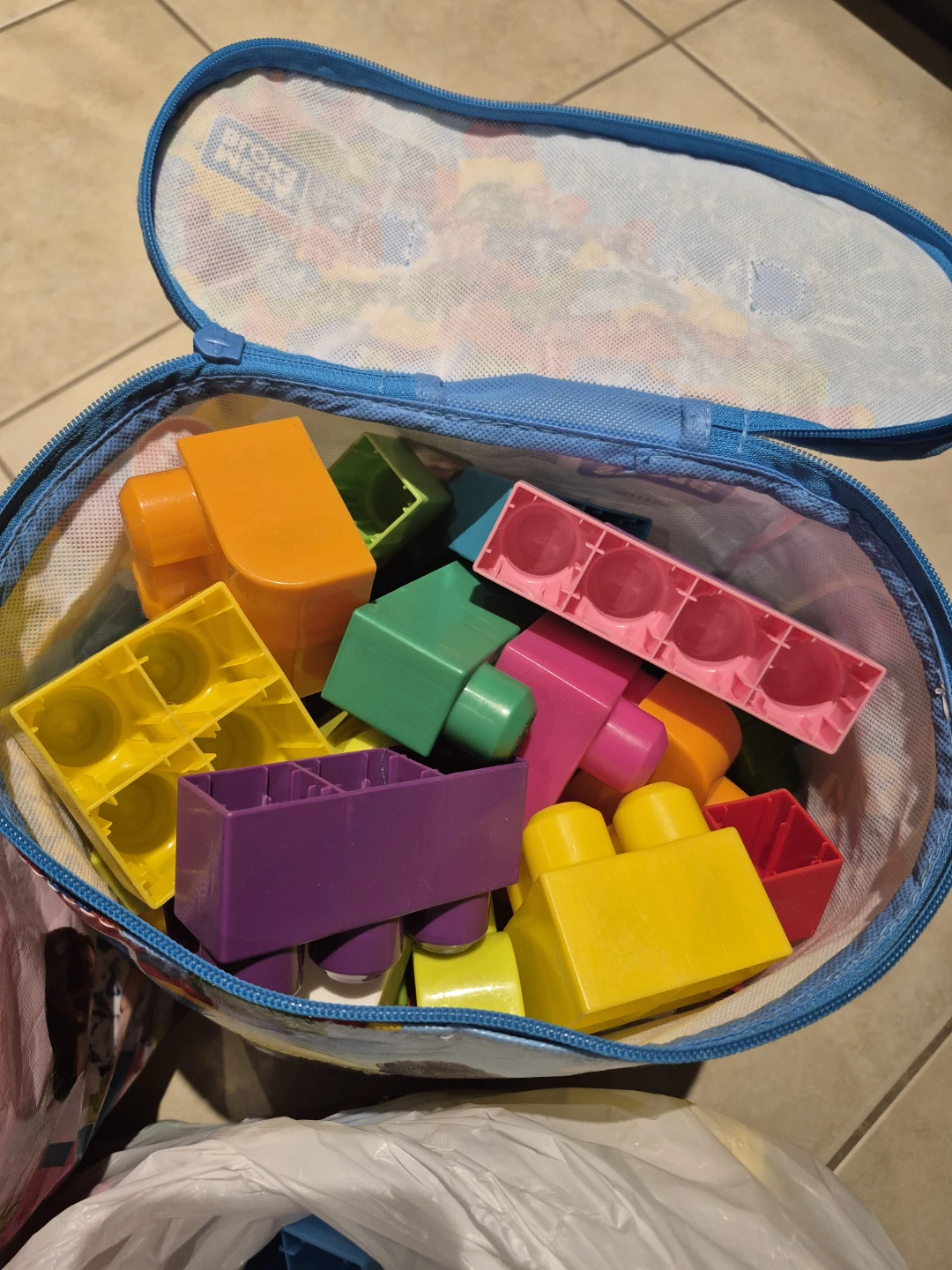 Mega Bloks Building Blocks - great toy! - photo 2