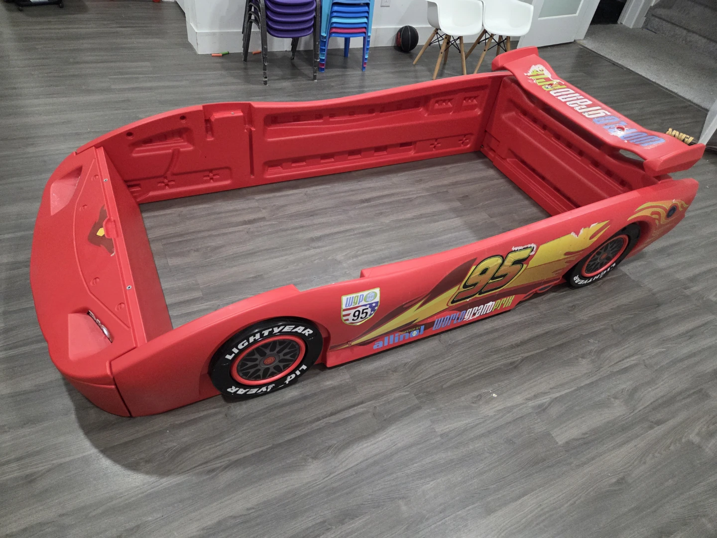Disney Pixar Cars Lightning McQueen Toddler Bed