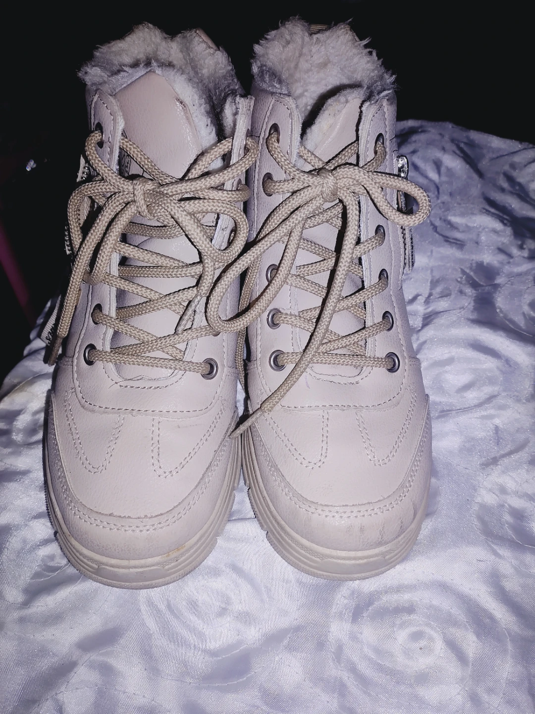 🥕Beige Winter lace up ankle boots with lining size 38 or used