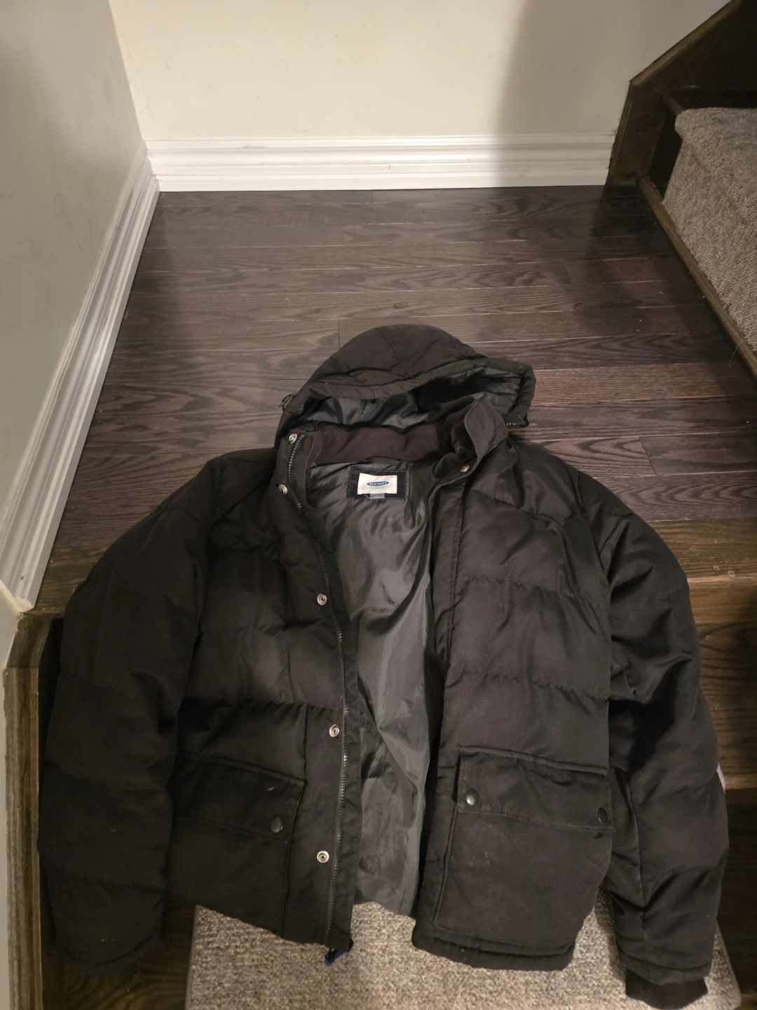Old Navy Black Puffer Jacket Size Large