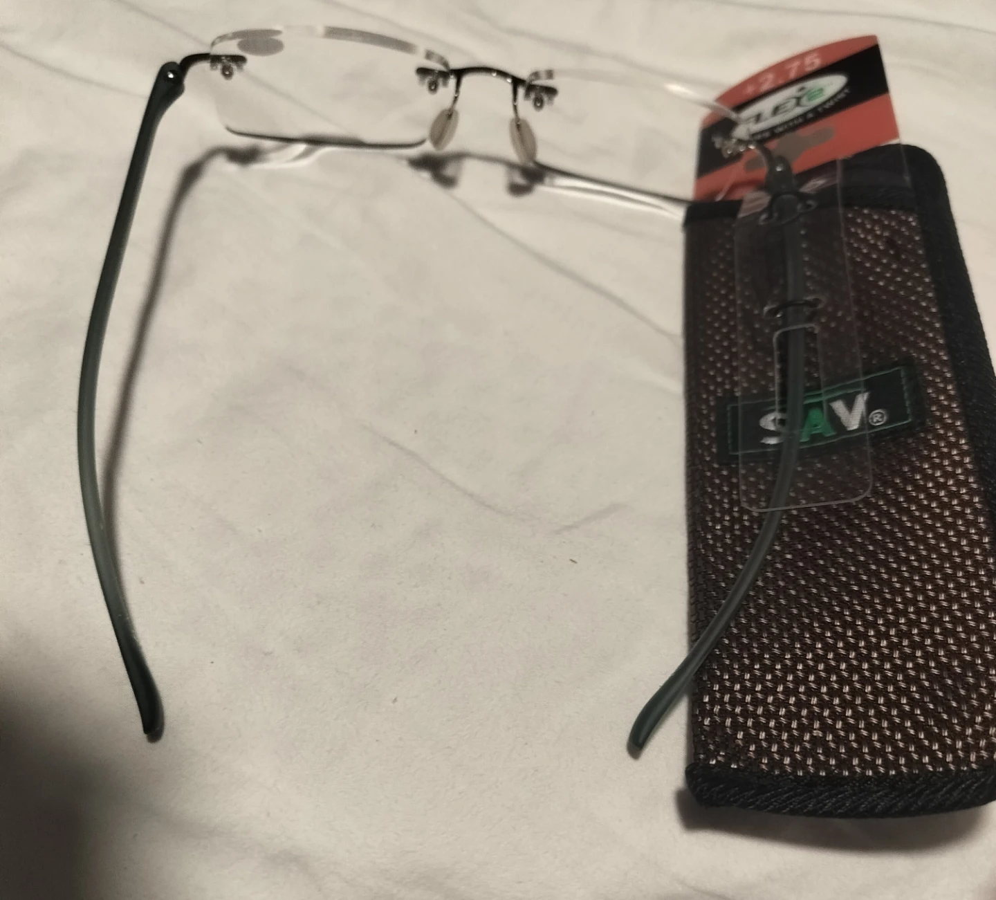 Savvy Readers With A Twist +2.75 Reading Glasses with Case