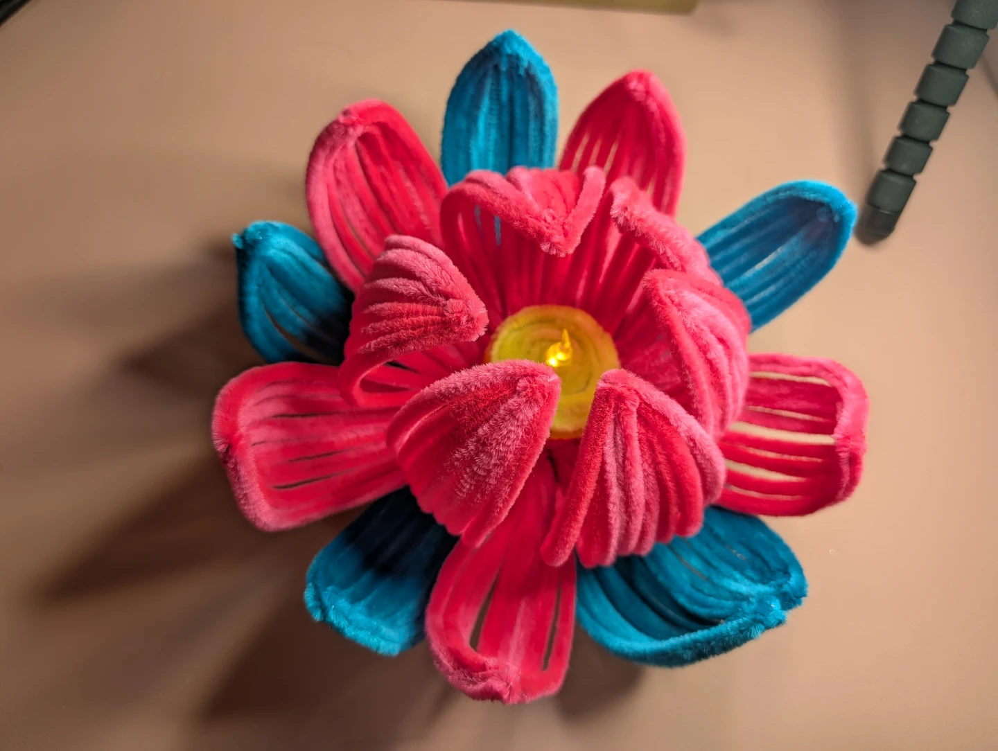 Handmade Pipe Cleaner Lotus Flower Light - photo 2