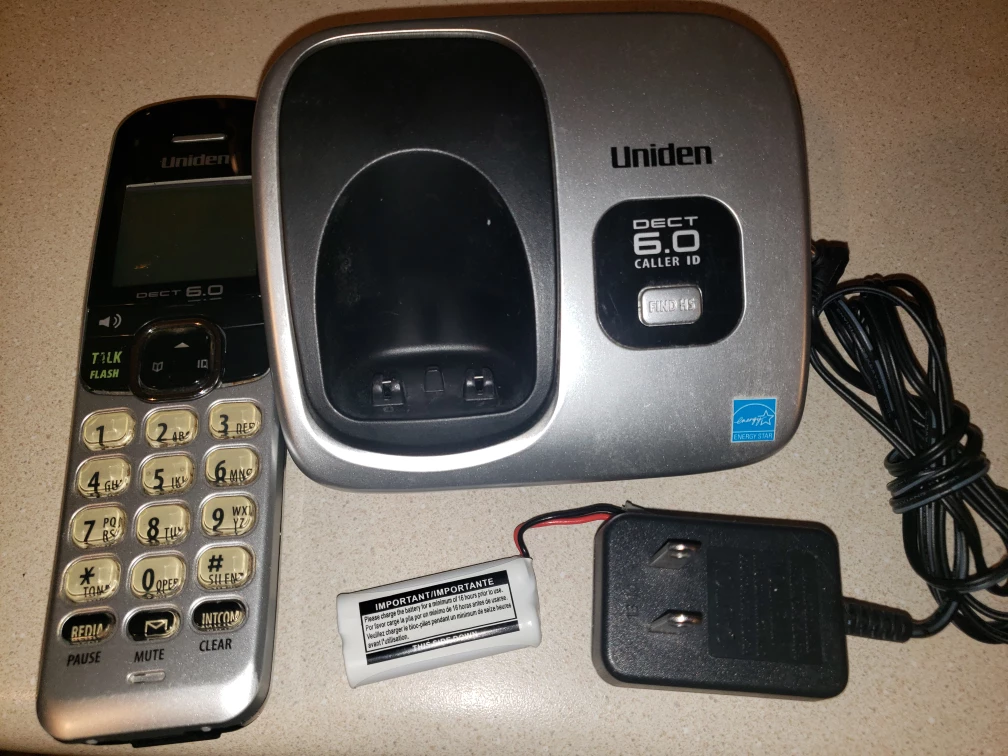 Uniden DECT 6.0 Cordless Phone - photo 2