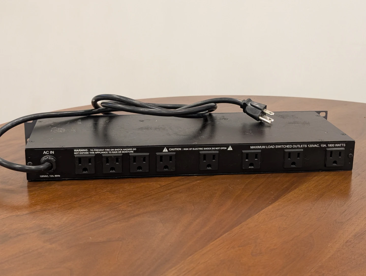 Numark RC-8 Rack Mount Power Conditioner - photo 2