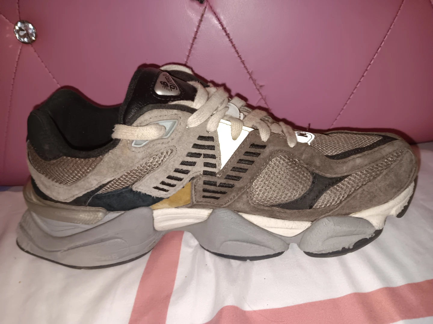 New Balance 9060 Grey Beige US 6.5