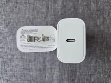 BNIB!!! 20W ELT listed USB-C Power Adapter - - photo 2