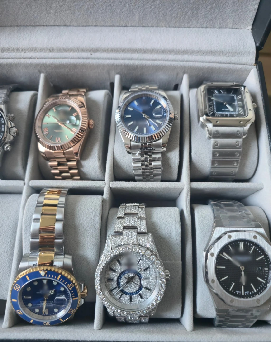 Mens luxury watches for sale! Comes with box and papers - photo 4