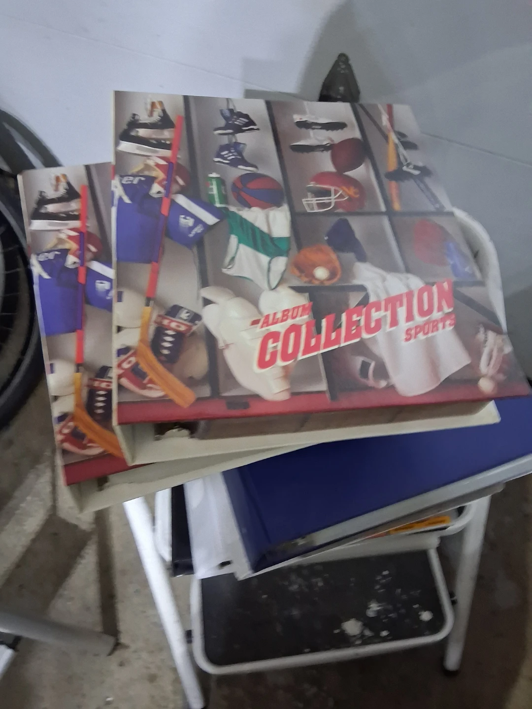 Hockey cards clearly out garage CHEAP!!! - photo 2