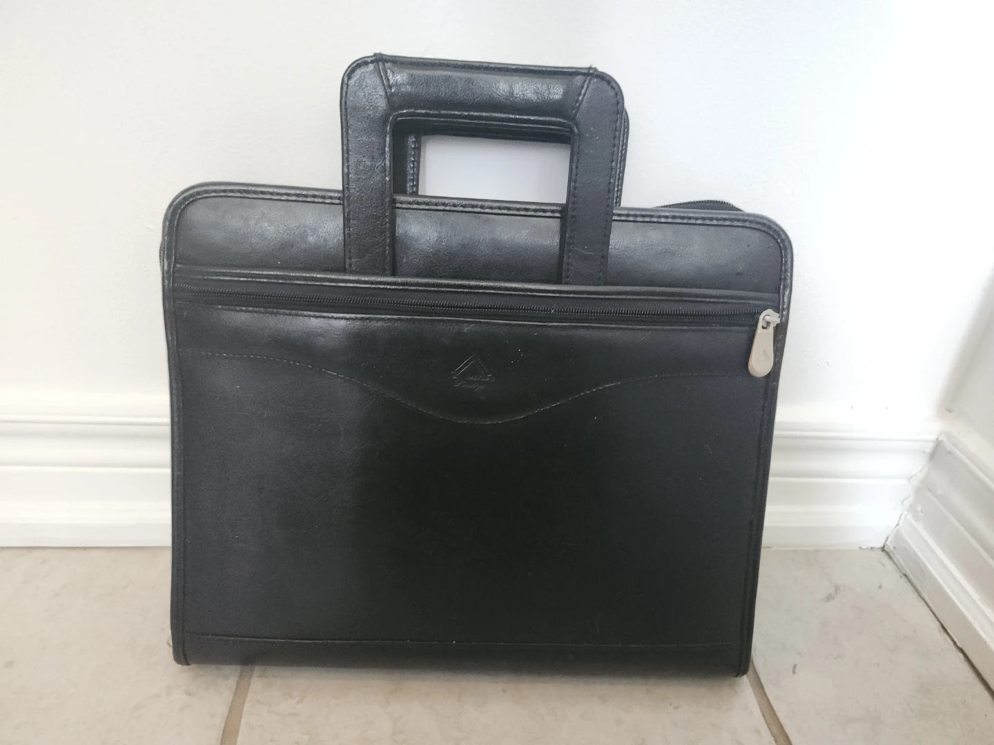 Laurex Prestige Black Leather Briefcase/Portfolio