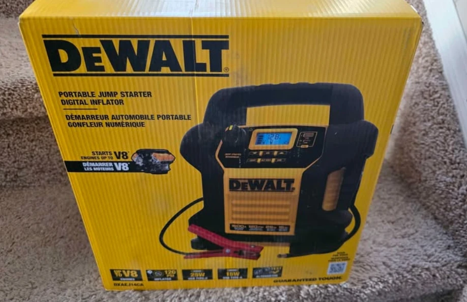 Dewalt Portable Jump Starter/Digital Inflator DXAEJ14CA 🥕