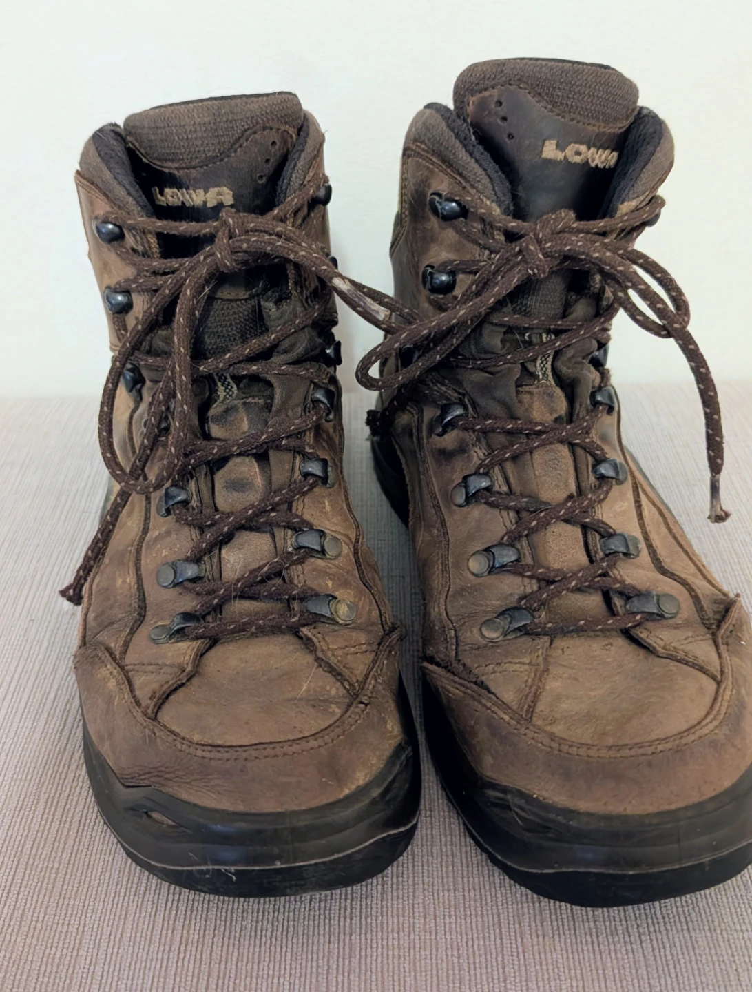 Lowa Brown Leather Hiking Boots - Men's Size 9 - photo 2