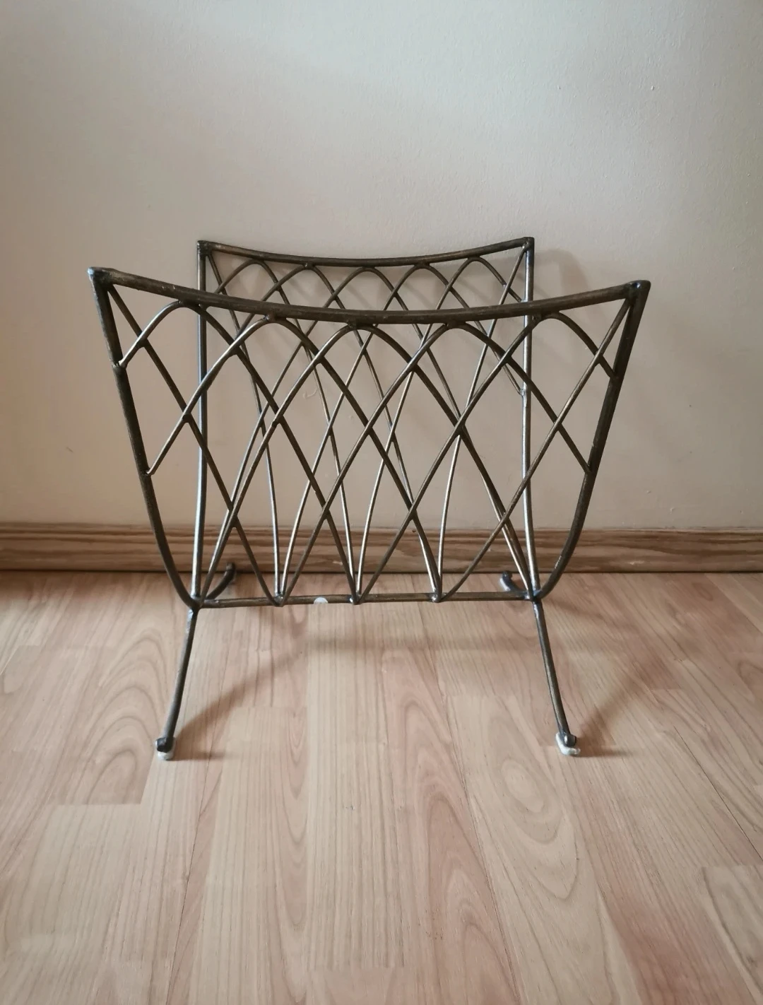 Vintage Mid Century Metal Magazine Rack Holder